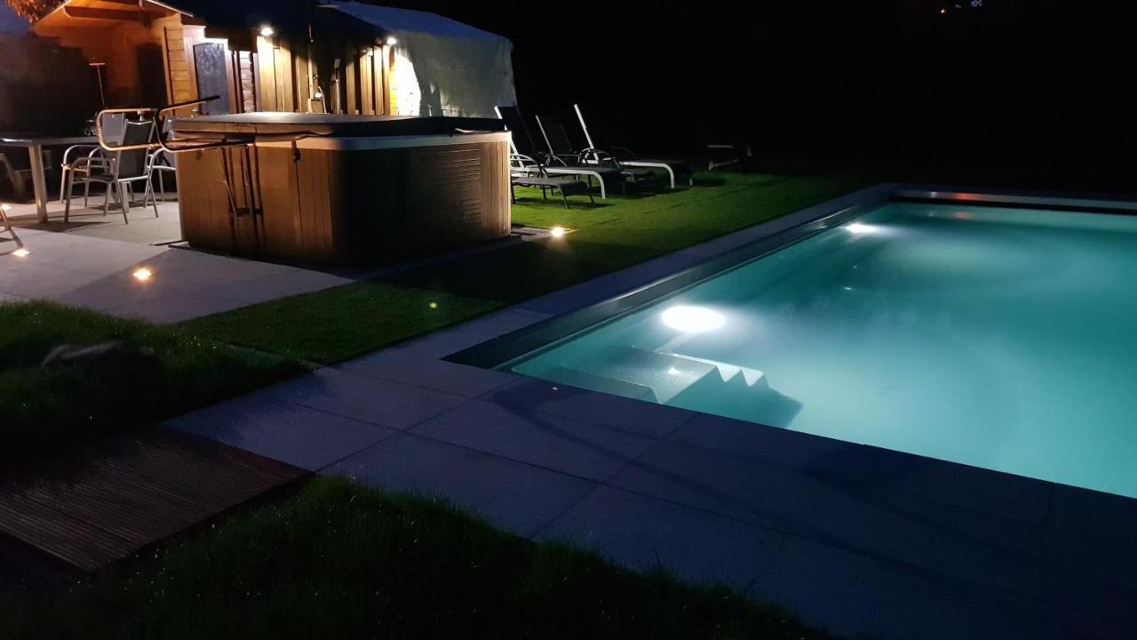 Appartement All In & Zwembad Leopoldsburg Dış mekan fotoğraf